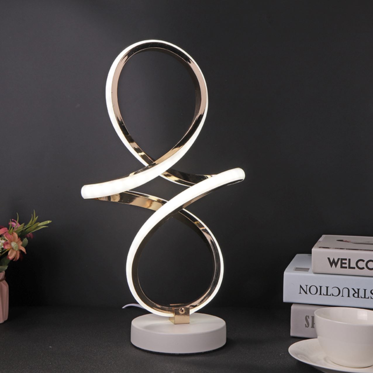 Luminária Abajur de Mesa Boundless Prestigea