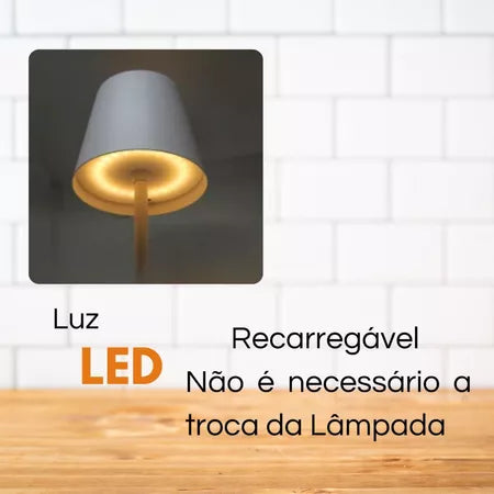 Luminária Dourada de Mesa Touch Recarregável