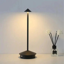 Luminária de Mesa Decorativa Sem Fio Recarregável Prestigea